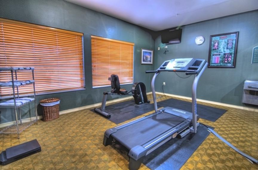Baymont By Wyndham Houston Brookhollow Facilities photo